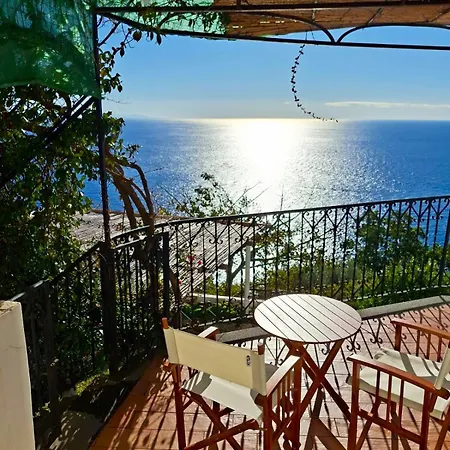 Holiday home Mareluna Holiday *